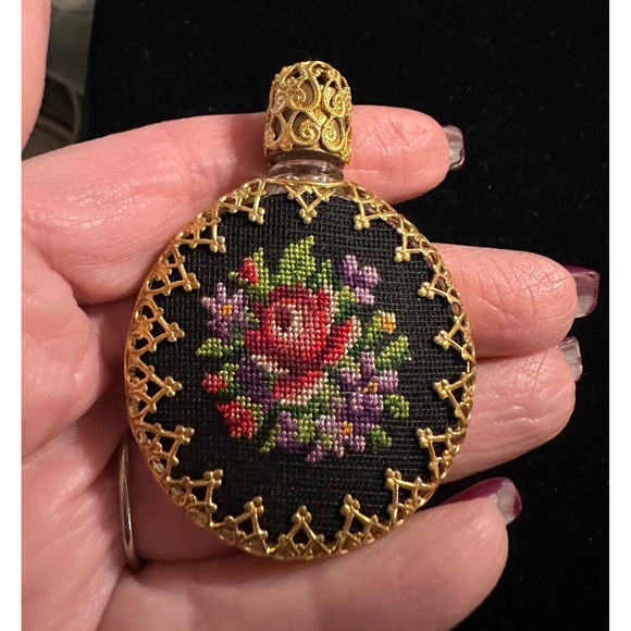 Vintage Miniature Decorative Purse Perfume Bottle Petit Point - Picture 4 of 4